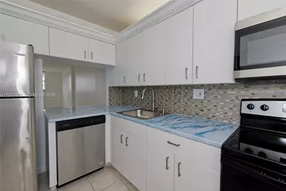 2903 N Miami Beach Blvd #806, North Miami Beach, FL 33160 - Photo 10