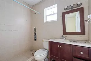 1045 SW 20th Ave, Miami, FL 33135 - Photo 42