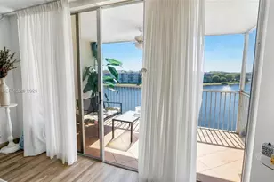 2900 N Course Dr, Pompano Beach, FL 33069 - Photo 14