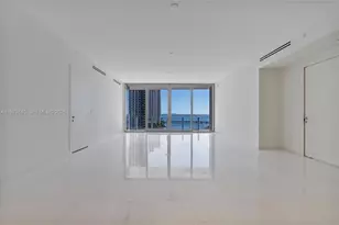 300 Biscayne Blvd Way, Miami, FL 33131 - Photo 8