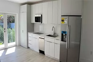 2800 SW 25th St, Miami, FL 33133 - Photo 10