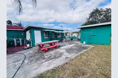 3268 NW 15th St, Lauderhill, FL 33311 - Photo 14