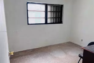 3268 NW 15th St, Lauderhill, FL 33311 - Photo 8
