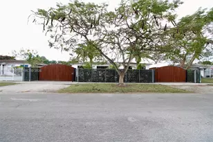 15300 SW 299th St, Homestead, FL 33033 - Photo 8