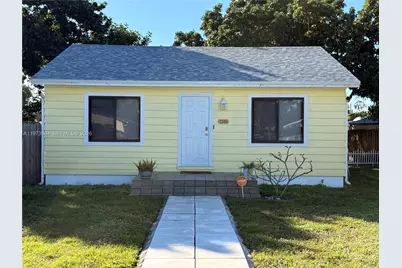 2330 Scott St, Hollywood, FL 33020 - Photo 1