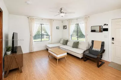 2330 Scott St, Hollywood, FL 33020 - Photo 10