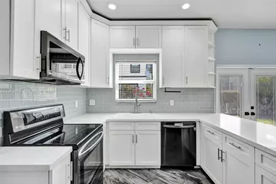 847 NW 127th Ave, Coral Springs, FL 33071 - Photo 4