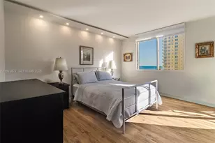 520 Brickell Key Dr, Miami, FL 33131 - Photo 18