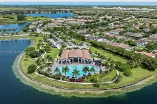 8877 SW 223rd Ln, Cutler Bay, FL 33190 - Photo 14