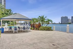 17700 N Bay Rd, Sunny Isles Beach, FL 33160 - Photo 58