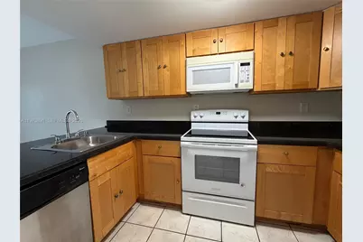 9193 Fontainebleau Blvd #202, Miami, FL 33172 - Photo 6