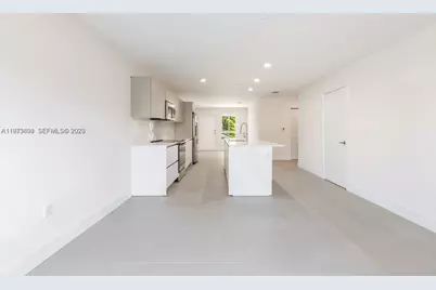 2505 NE 193rd St #4116, Miami, FL 33180 - Photo 4