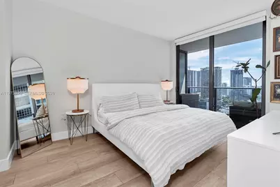 121 NE 34th St #2502, Miami, FL 33137 - Photo 10