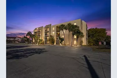 8005 Lake Dr #408, Doral, FL 33166 - Photo 1