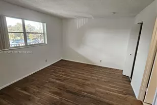 7911 N Colony Cir N, Tamarac, FL 33321 - Photo 14