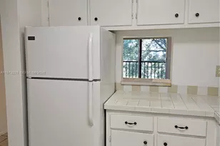 7911 N Colony Cir N, Tamarac, FL 33321 - Photo 8