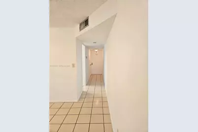 7911 N Colony Cir N #304, Tamarac, FL 33321 - Photo 6