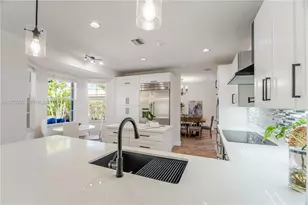 362 Lake Crest Ct, Weston, FL 33326 - Photo 18