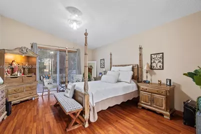 15522 NW 12th Ct, Pembroke Pines, FL 33028 - Photo 14