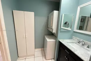 6502 E Miami Lakes Dr E, Miami Lakes, FL 33014 - Photo 12