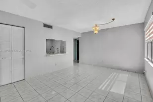 3252 Foxcroft Rd, Miramar, FL 33025 - Photo 8