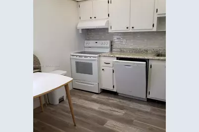 410 SE 2nd St #418, Hallandale Beach, FL 33009 - Photo 2