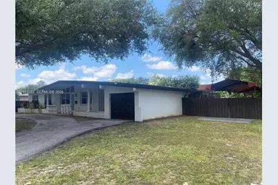 700 Curtiss Pkwy #0, Miami Springs, FL 33166 - Photo 2
