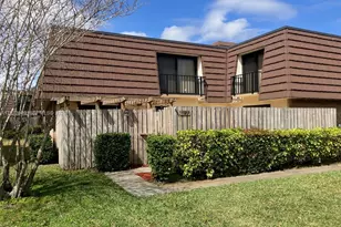 1123 11th Ln, Palm Beach Gardens, FL 33418 - Photo 1