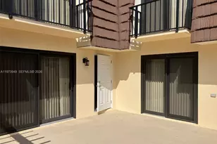 1123 11th Ln, Palm Beach Gardens, FL 33418 - Photo 2