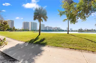 3675 N Country Club Dr, Aventura, FL 33180 - Photo 16