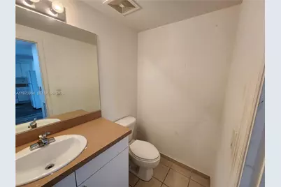 1250 S Miami Ave #909, Miami, FL 33130 - Photo 4