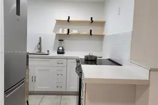 666 W 81st St, Hialeah, FL 33014 - Photo 6