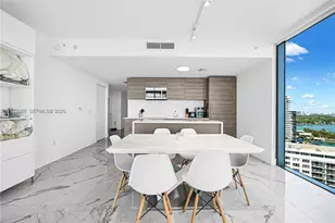 650 NE 32nd St, Miami, FL 33137 - Photo 8