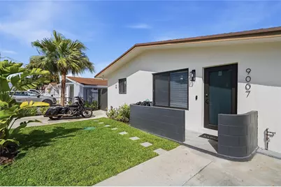 9007 SW 38th St, Miami, FL 33165 - Photo 8