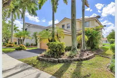 1386 Canary Island Dr, Weston, FL 33327 - Photo 6