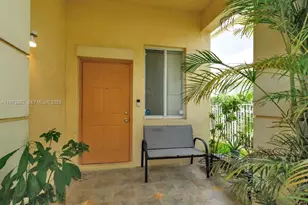 1386 Canary Island Dr, Weston, FL 33327 - Photo 8