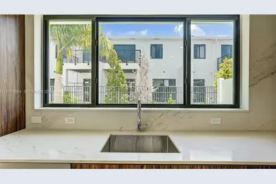 4652 SW 32nd Ave #B2, Dania Beach, FL 33312 - Photo 14