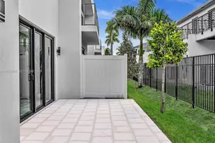 4652 SW 32nd Ave, Dania Beach, FL 33312 - Photo 36