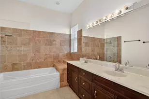 2385 SE 7th Pl, Homestead, FL 33033 - Photo 20