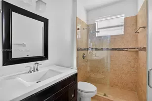 2385 SE 7th Pl, Homestead, FL 33033 - Photo 32