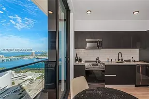 398 NE 5th St, Miami, FL 33132 - Photo 6