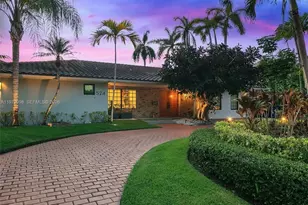 524 Oleander Dr, Hallandale Beach, FL 33009 - Photo 4