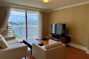 770 Claughton Island Dr, Miami, FL 33131 - Photo 2