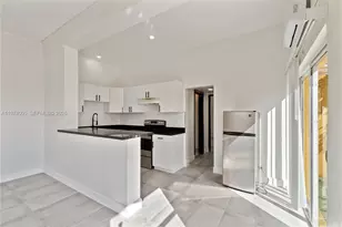 2204 McKinley St, Hollywood, FL 33020 - Photo 1