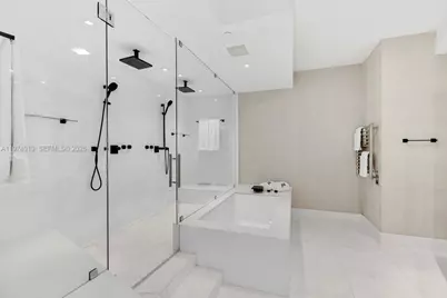 18555 Collins Ave #4605, Sunny Isles Beach, FL 33160 - Photo 24