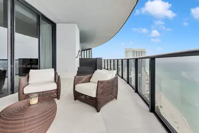 18555 Collins Ave #4605, Sunny Isles Beach, FL 33160 - Photo 2