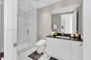 18555 Collins Ave, Sunny Isles Beach, FL 33160 - Photo 34