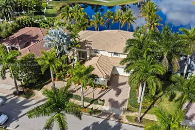 1537 Victoria Isle Way, Weston, FL 33327 - Photo 32