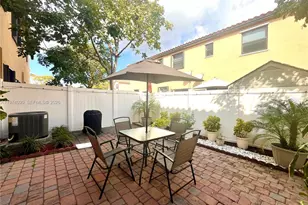9271 W 33rd Ln, Hialeah, FL 33018 - Photo 22