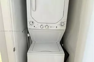 1050 Brickell Ave, Miami, FL 33131 - Photo 8